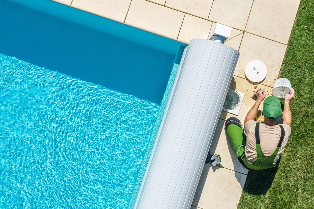 How to Cut Down on Swimming Pool Maintenance Expenses